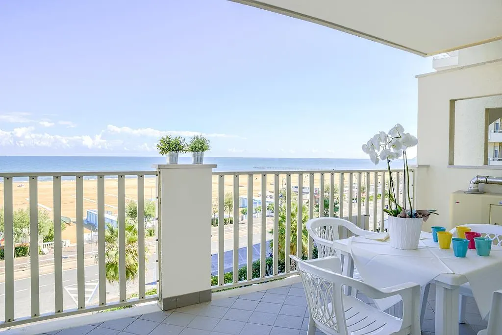 Residence A-More Rimini Italie